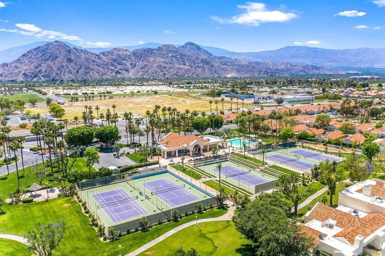Desert Breezes Resort Palm Desert Exteriér fotografie